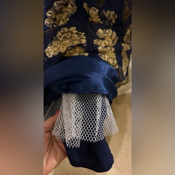 Girls blue and gold lace sleeveless maxi dress - excellent condition size L - Picture 6 of 6